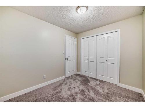 14333 Evergreen Street Sw, Calgary, AB - Indoor Photo Showing Other Room