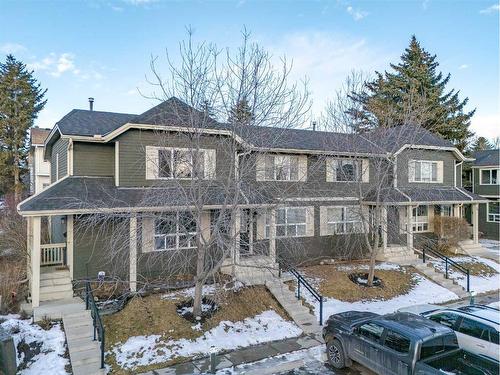 304 Queenston Heights Se, Calgary, AB - Outdoor