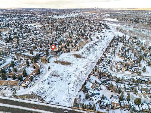 304 Queenston Heights Se, Calgary, AB - Outdoor With View