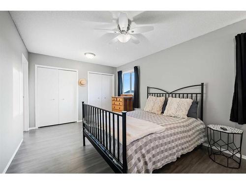 97 Covepark Close Ne, Calgary, AB - Indoor Photo Showing Bedroom