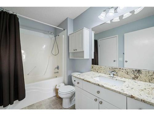 97 Covepark Close Ne, Calgary, AB - Indoor Photo Showing Bathroom