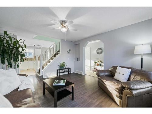 97 Covepark Close Ne, Calgary, AB - Indoor Photo Showing Living Room