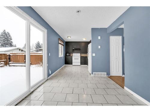 50 Pinelore Place Ne, Calgary, AB -  Photo Showing Other Room