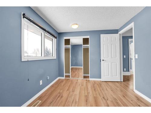 50 Pinelore Place Ne, Calgary, AB - Indoor Photo Showing Other Room