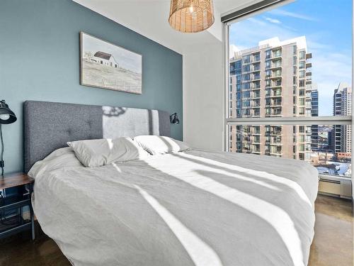 1609-135 13 Avenue Sw, Calgary, AB - Indoor Photo Showing Bedroom