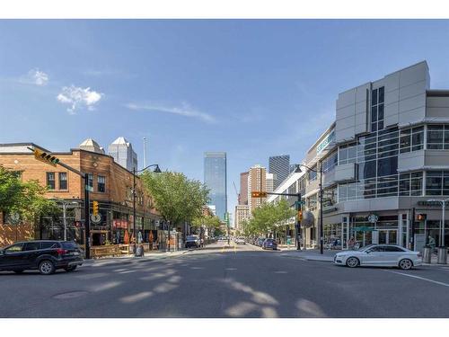 1609-135 13 Avenue Sw, Calgary, AB - Outdoor