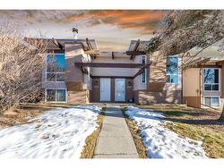 4946 Rundlewood Drive NE Calgary, AB T1Y 1Y9