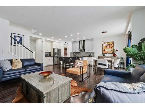 435 Nolan Hill Drive Nw, Calgary, AB - Indoor Photo Showing Living Room