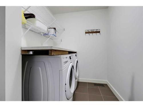 435 Nolan Hill Drive Nw, Calgary, AB - Indoor Photo Showing Laundry Room