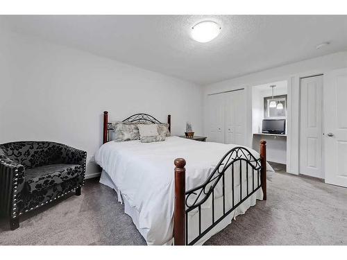 435 Nolan Hill Drive Nw, Calgary, AB - Indoor Photo Showing Bedroom