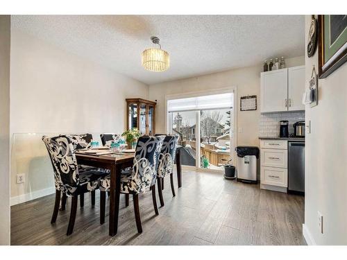 54 Shawbrooke Court Sw, Calgary, AB - Indoor Photo Showing Dining Room