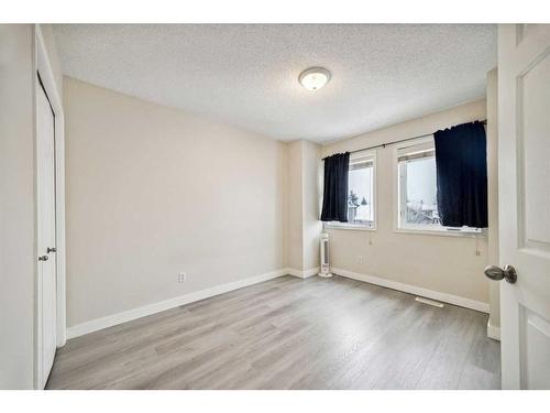 54 Shawbrooke Court Sw, Calgary, AB - Indoor Photo Showing Other Room