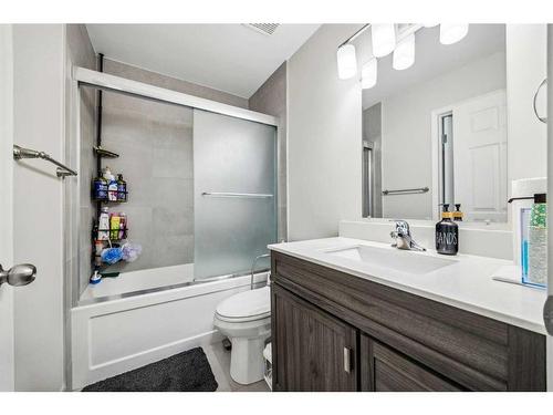 54 Shawbrooke Court Sw, Calgary, AB - Indoor Photo Showing Bathroom