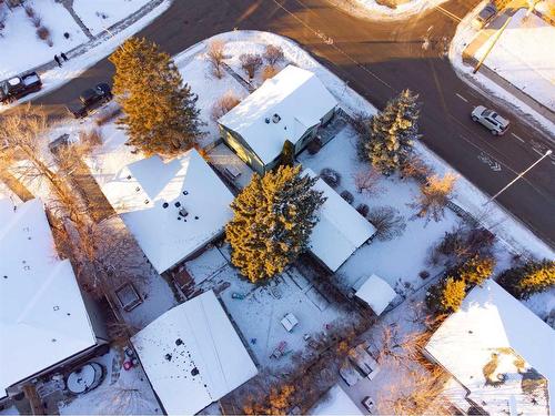 824 9A Street Ne, Calgary, AB - Outdoor With View