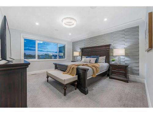 102 Malibou Road Sw, Calgary, AB - Indoor Photo Showing Bedroom