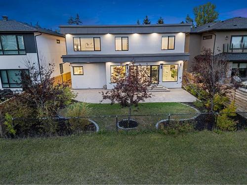 102 Malibou Road Sw, Calgary, AB - Outdoor