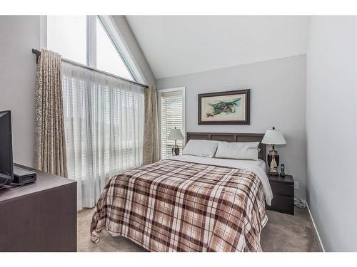 504 Sage Meadows Gardens Nw, Calgary, AB - Indoor Photo Showing Bedroom