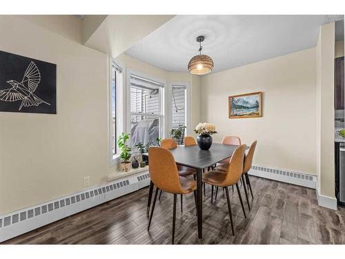 314-2204 1 Street Sw, Calgary, AB - Indoor Photo Showing Dining Room