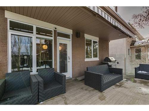 432 Discovery Ridge Bay Sw, Calgary, AB - Outdoor With Deck Patio Veranda With Exterior