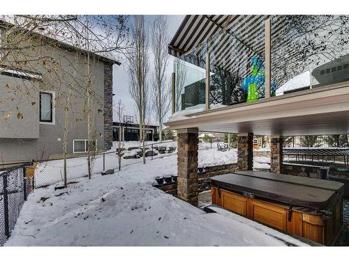 432 Discovery Ridge Bay Sw, Calgary, AB - Outdoor