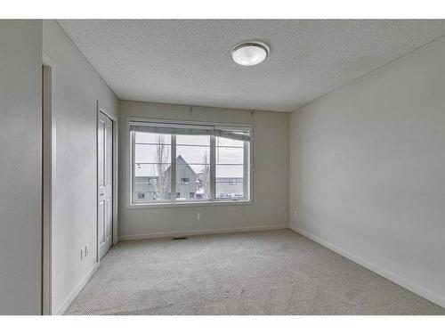 526 Walden Circle Se, Calgary, AB - Indoor Photo Showing Other Room