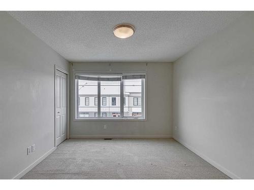 526 Walden Circle Se, Calgary, AB - Indoor Photo Showing Other Room