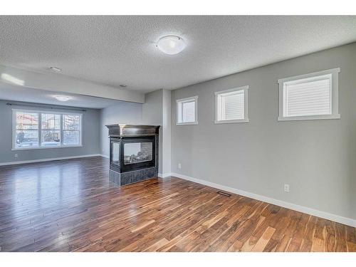 167 Silverado Plains Circle Sw, Calgary, AB - Indoor Photo Showing Kitchen