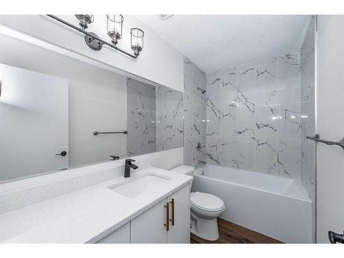 216 Whiteview Road Ne, Calgary, AB - Indoor Photo Showing Bathroom