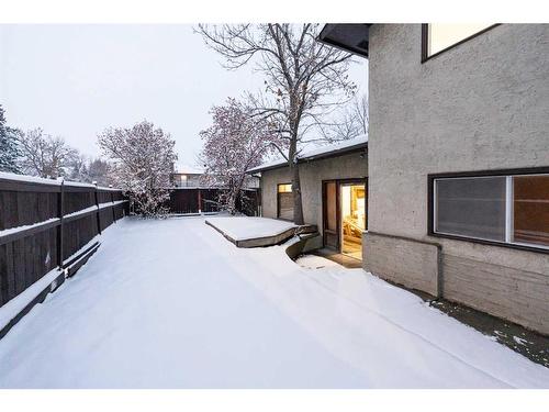 216 Whiteview Road Ne, Calgary, AB - Outdoor