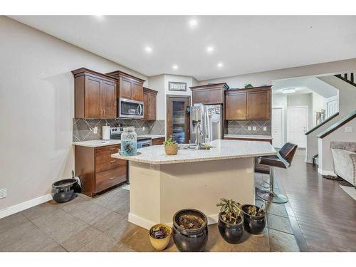 28 Saddlebrook Landing Ne, Calgary, AB - Indoor Photo Showing Kitchen