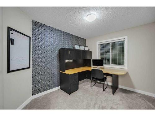 28 Saddlebrook Landing Ne, Calgary, AB - Indoor Photo Showing Office