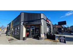 1256 17 Avenue SW Calgary, AB T2T 0B8