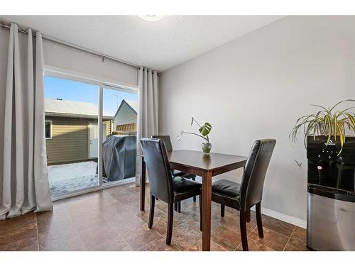 181 Elgin Meadows Park Se, Calgary, AB - Indoor Photo Showing Dining Room