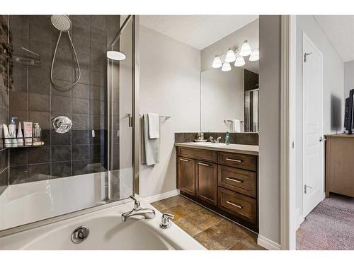 181 Elgin Meadows Park Se, Calgary, AB - Indoor Photo Showing Bathroom