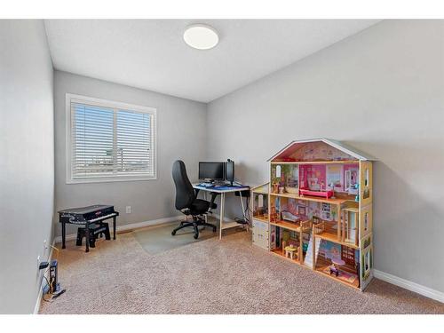 181 Elgin Meadows Park Se, Calgary, AB - Indoor Photo Showing Office