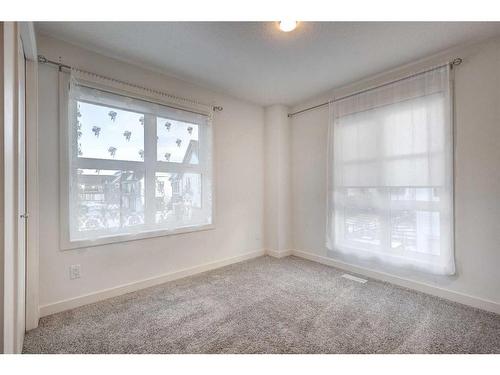 5301-100 Walgrove Court Se, Calgary, AB - Indoor Photo Showing Other Room