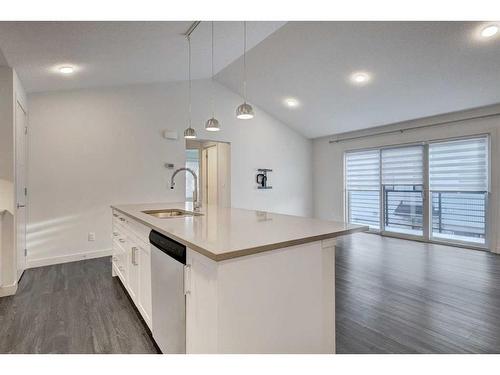 5301-100 Walgrove Court Se, Calgary, AB - Indoor Photo Showing Kitchen With Upgraded Kitchen