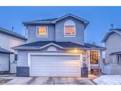 72 Douglas Shore Close SE Calgary, AB T2Z 2K8