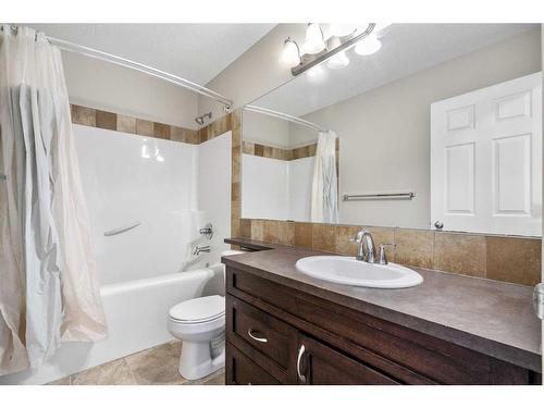 110 Brightoncrest Grove Se, Calgary, AB - Indoor Photo Showing Bathroom