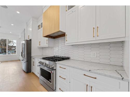 2424 53 Avenue Sw, Calgary, AB - Indoor Photo Showing Kitchen With Stainless Steel Kitchen With Upgraded Kitchen