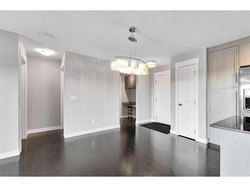 1403-11 Mahogany Row Se, Calgary, AB - Indoor Photo Showing Kitchen