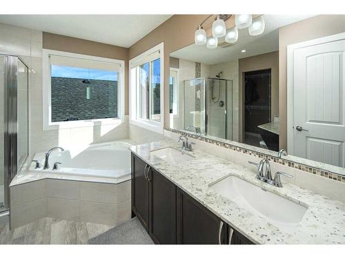 1224 Brightoncrest Green Se, Calgary, AB - Indoor Photo Showing Bathroom