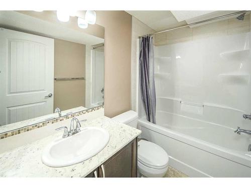 1224 Brightoncrest Green Se, Calgary, AB - Indoor Photo Showing Bathroom