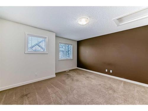 1703-2445 Kingsland Road Se, Airdrie, AB - Indoor Photo Showing Other Room