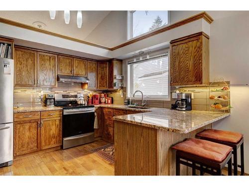 54 Douglasview Park Se, Calgary, AB - Indoor Photo Showing Kitchen