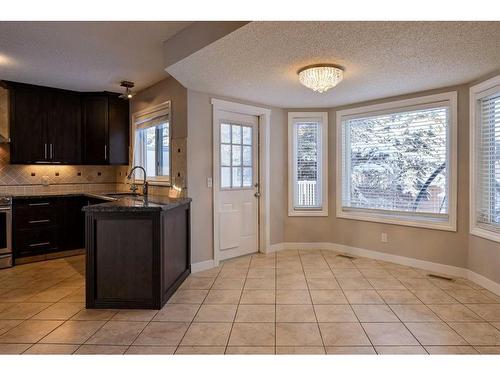 8 Arbour Glen Close Nw, Calgary, AB - Indoor Photo Showing Kitchen