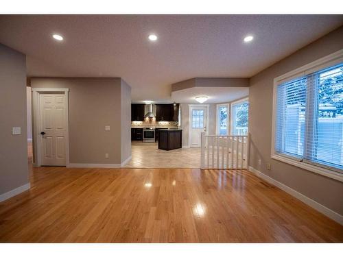 8 Arbour Glen Close Nw, Calgary, AB - Indoor Photo Showing Other Room