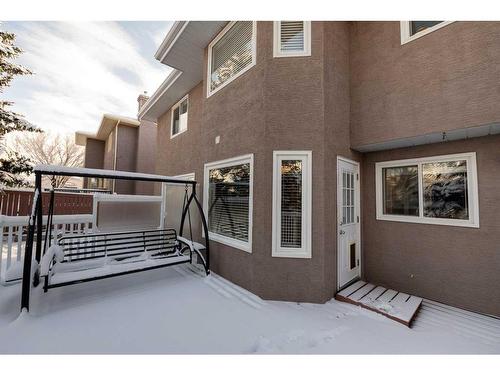 8 Arbour Glen Close Nw, Calgary, AB - Outdoor With Exterior