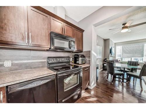 175 Kincora Heath Nw, Calgary, AB - Indoor Photo Showing Kitchen