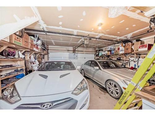 175 Kincora Heath Nw, Calgary, AB - Indoor Photo Showing Garage